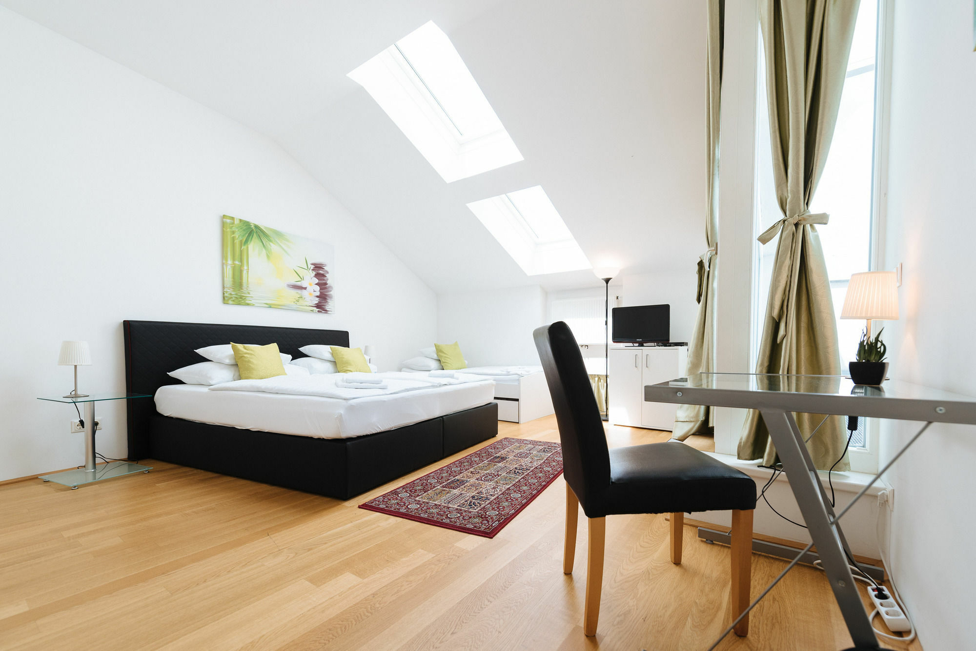 Duschel Apartments City Center Wenen Buitenkant foto