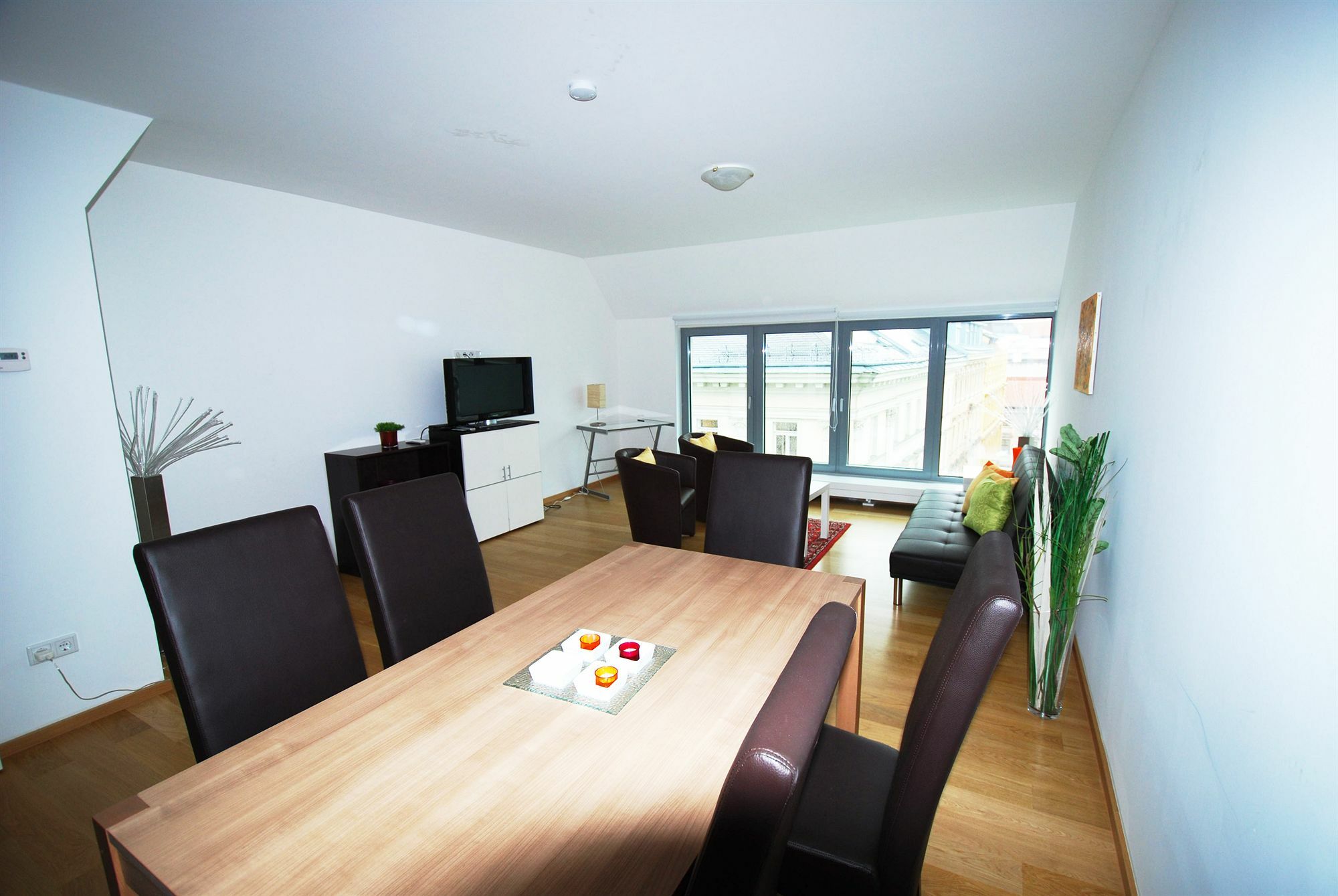 Duschel Apartments City Center Wenen Buitenkant foto