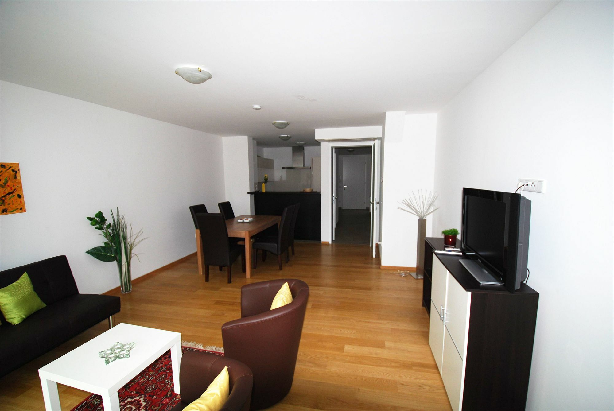 Duschel Apartments City Center Wenen Buitenkant foto